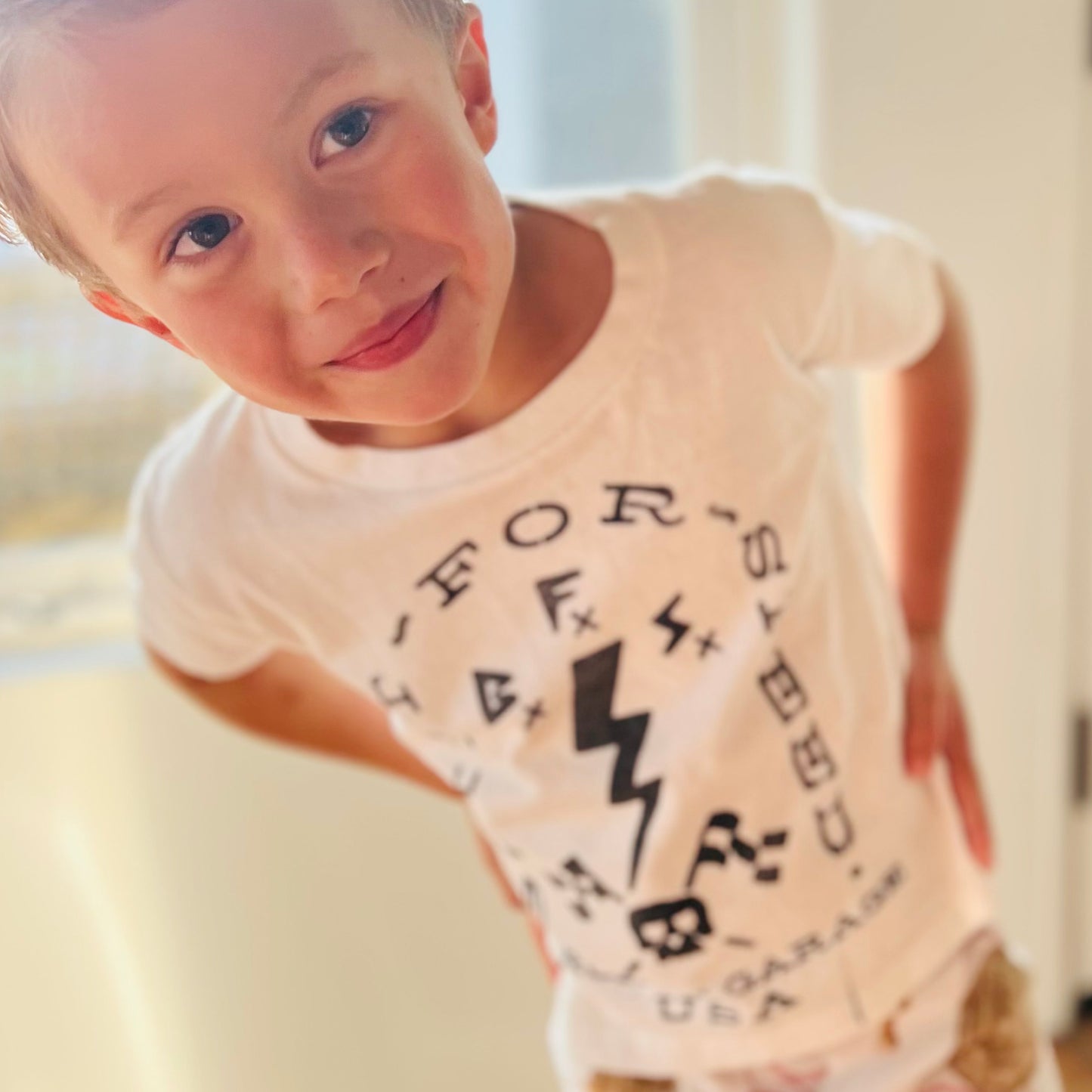 Archy’s Garage: "Speed Bolt” Kids T-Shirt