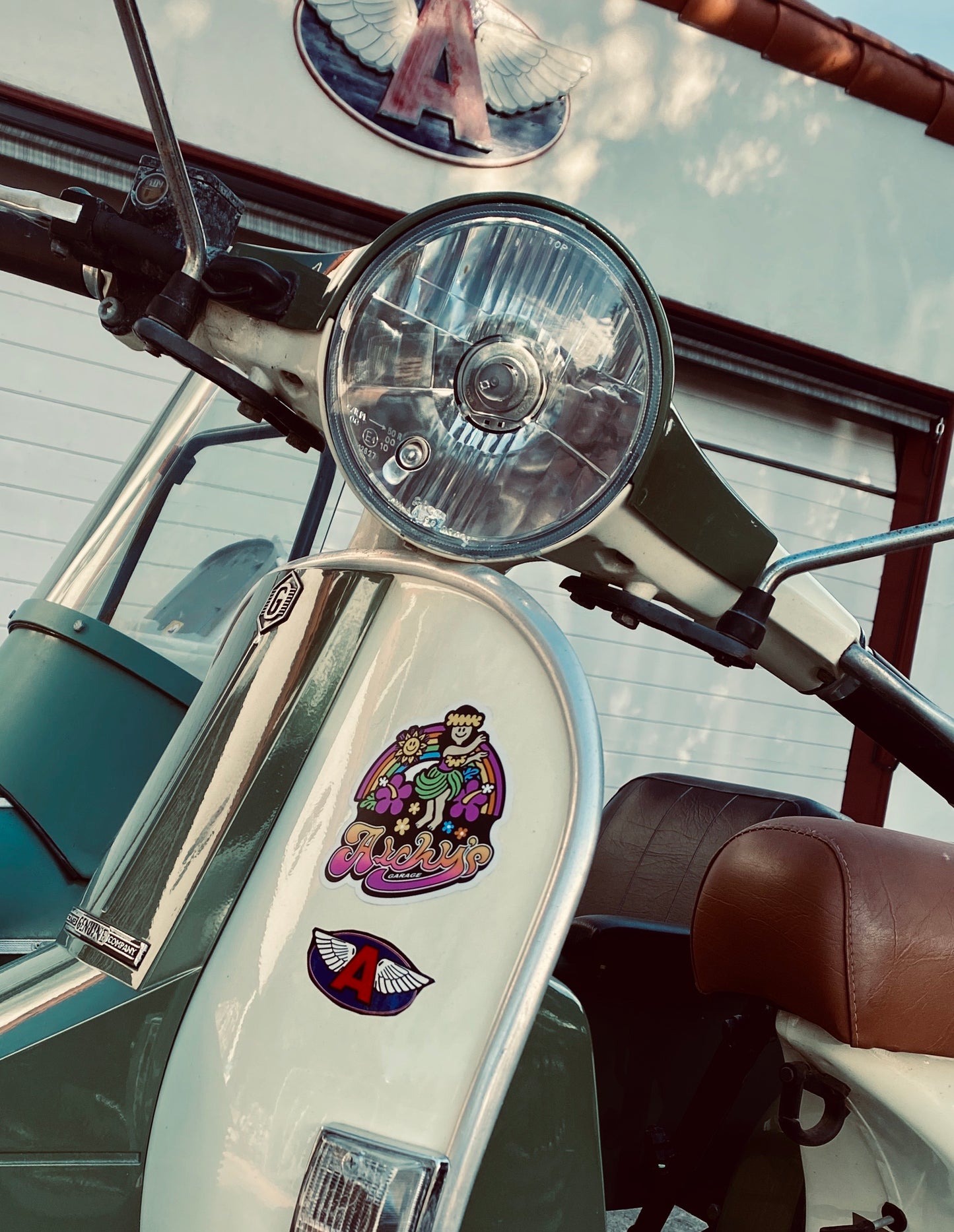 Archy’s Garage: “Hula Girl” Sticker